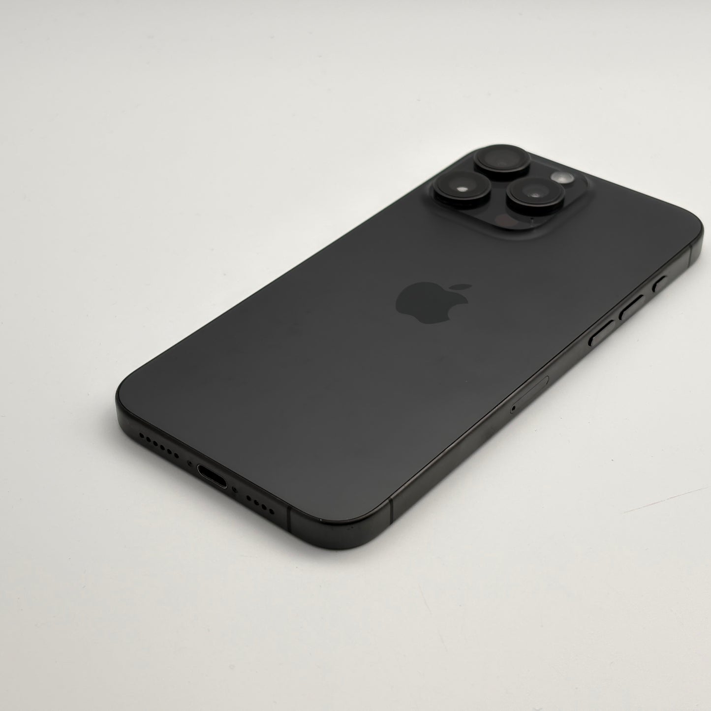 iPhone 15 Pro Max 256 GB Titan Schwarz