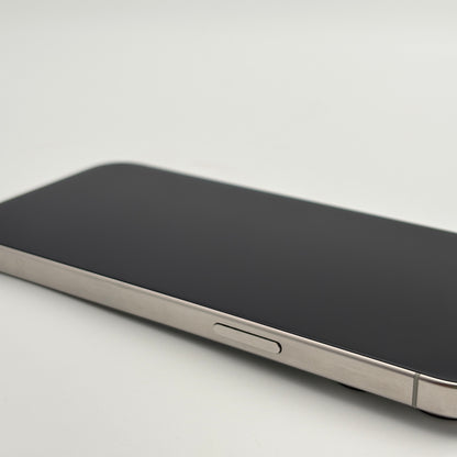 iPhone 15 Pro Max 512 GB Titan Weiß