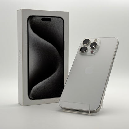 iPhone 15 Pro Max 256 GB Titan Weiß