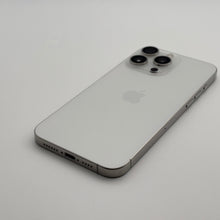 iPhone 15 Pro Max 256 GB Titan Weiß